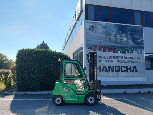 Empilhador de contrapeso 4 rodas Hangcha XC25i - 1