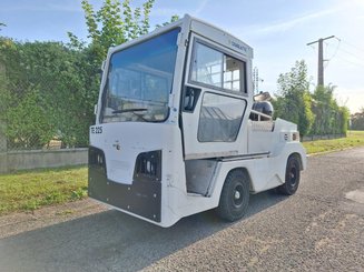Trator de reboque Charlatte TE225
