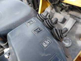 Empilhador de contrapeso 4 rodas Caterpillar GP18