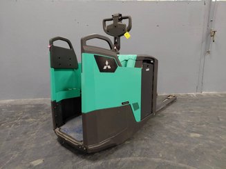 Porta-paletes eléctrico com condutor transportado Mitsubishi PBF25N3R MITSUBISHI