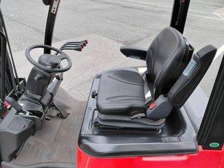 Empilhador de contrapeso 4 rodas Hangcha AE15 - 6