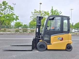 Empilhador de contrapeso 4 rodas Caterpillar EP30N - 3