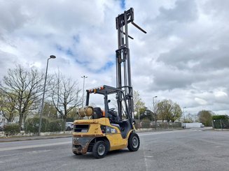 Empilhador de contrapeso 4 rodas Caterpillar GP25NTD