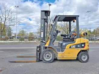 Empilhador de contrapeso 4 rodas Caterpillar GP25NTD