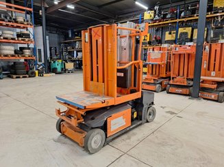 Plataforma com mastro vertical JLG TOUCAN DUO