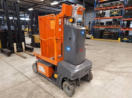 Plataforma com mastro vertical JLG TOUCAN DUO - 1