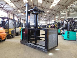 Preparador de encomendas alto nível Caterpillar NOH10N