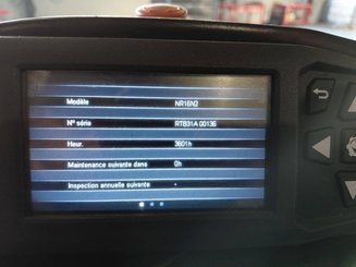 Empilhador retráctil Caterpillar NR16N2