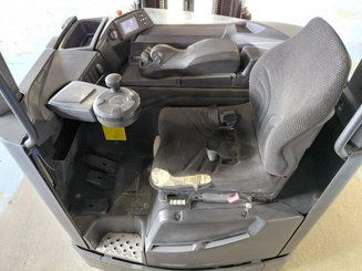 Empilhador retráctil Caterpillar NR16N2