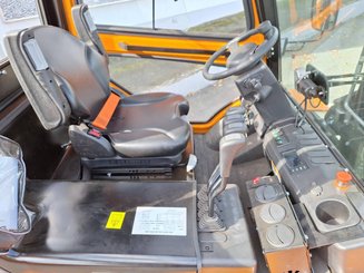 Carreta elevadora todo terreno Hangcha TT30i-4 (CPD30-XY2GC-RT4) 