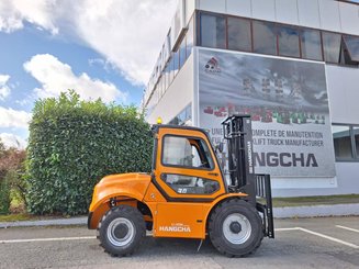 Carreta elevadora todo terreno Hangcha TT30i-4 (CPD30-XY2GC-RT4) 