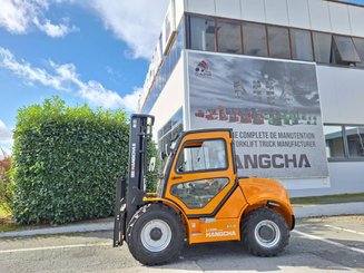 Carreta elevadora todo terreno Hangcha TT30i-4 (CPD30-XY2GC-RT4) 
