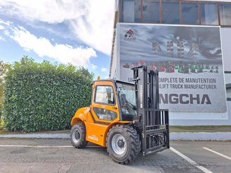 Carreta elevadora todo terreno Hangcha TT30i-4 (CPD30-XY2GC-RT4) 