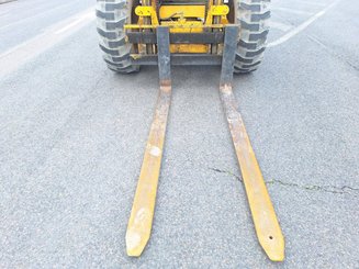 Carreta elevadora todo terreno JCB 930-2 - 12