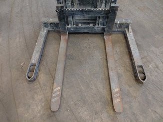 Levantador com braços circundantes Crown WS2300 1.8