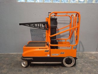 Plataforma com mastro vertical JLG 10MSP
