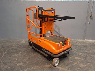 Plataforma com mastro vertical JLG 10MSP