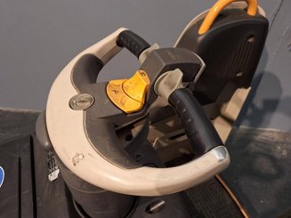 Porta-paletes eléctrico com condutor transportado Crown WT3040 2.00 - 12