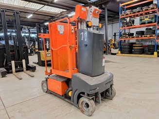 Plataforma com mastro vertical JLG TOUCAN DUO