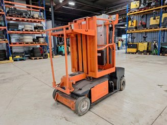 Plataforma com mastro vertical JLG TOUCAN DUO