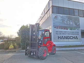 Carreta elevadora todo terreno Hangcha TT35-4