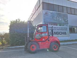 Carreta elevadora todo terreno Hangcha TT35-4