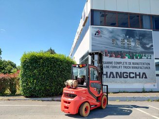 Empilhador de contrapeso 4 rodas Hangcha XF35G-2