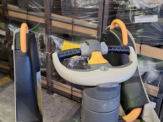 Porta-paletes eléctrico com condutor transportado Crown WT3040 - 12