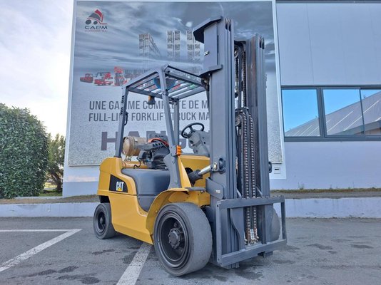 Empilhador de contrapeso 4 rodas Caterpillar GP30NT - 1