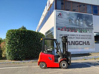 Empilhador de contrapeso 4 rodas Hangcha AE20C