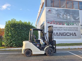 Empilhador de contrapeso 4 rodas Hangcha XF25D - 5