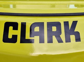 Empilhador de contrapeso 4 rodas Clark GEX40 - 17