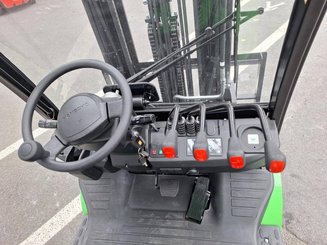 Empilhador de contrapeso 4 rodas Hangcha AE20Ci