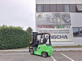 Empilhador de contrapeso 4 rodas Hangcha AE20Ci
