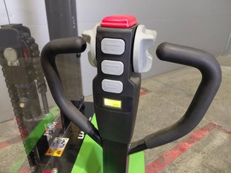 Stacker com condutor a pé Hangcha CDD12-A2MC2-ISZ