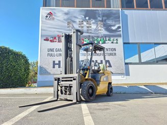 Empilhador de contrapeso 4 rodas Caterpillar GP30NTD