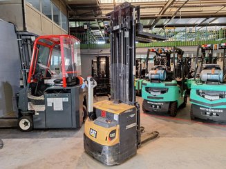 Stacker com condutor a pé Caterpillar NSP16N2 - 9