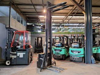 Stacker com condutor a pé Caterpillar NSP16N2 - 12