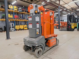 Plataforma com mastro vertical JLG TOUCAN DUO