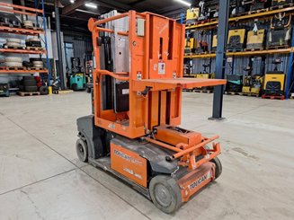 Plataforma com mastro vertical JLG TOUCAN DUO
