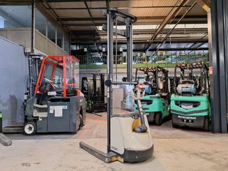 Levantador com braços circundantes Crown ST3000-1.0