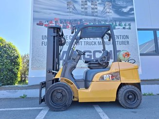Empilhador de contrapeso 4 rodas Caterpillar GP30N