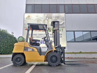 Empilhador de contrapeso 4 rodas Caterpillar GP30NT - 4
