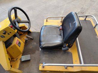 Tow tractor Charlatte TE206 - 6