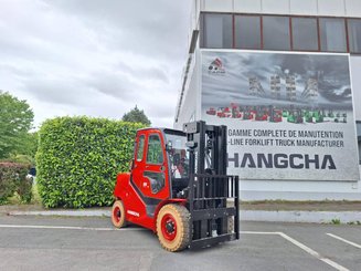 Carreta elevadora a gás Hangcha XF55G-2 (CPYD55-X2XH11BN)
