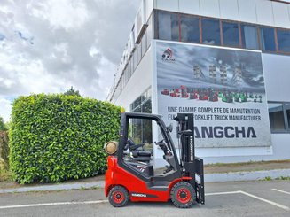Empilhador de contrapeso 4 rodas Hangcha XF15G-2
