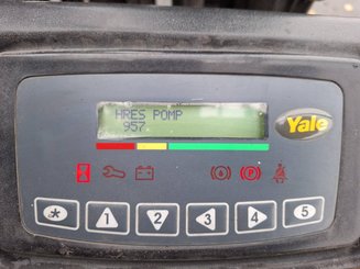 Empilhador de contrapeso 3 rodas Yale ERP16ATF