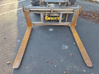Loader articulada Kramer 1150