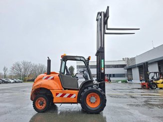Carreta elevadora todo terreno Ausa C400H