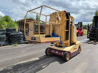 Plataforma com mastro vertical JLG TOUCAN 1000